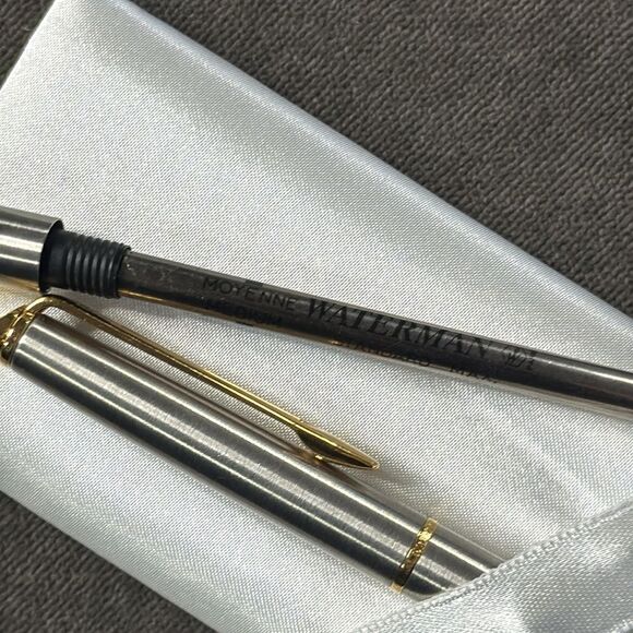 Waterman Stainless Steel Ball Point Pen & Pencil Set Silver Gold Trim Medium NEW - Picture 9 of 14